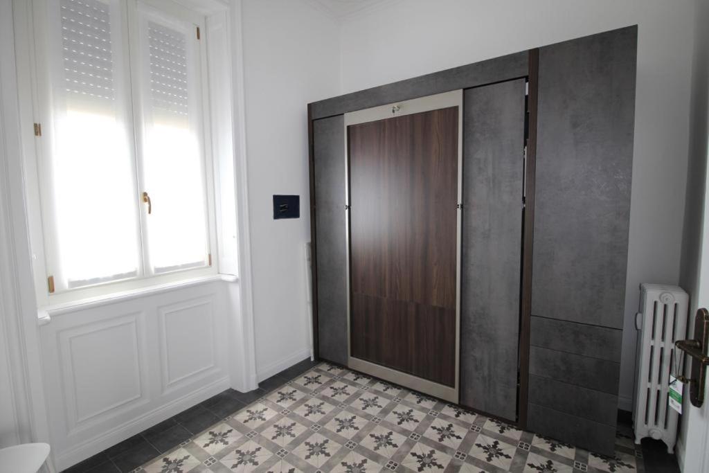 Lacaralele1 Milano Dış mekan fotoğraf